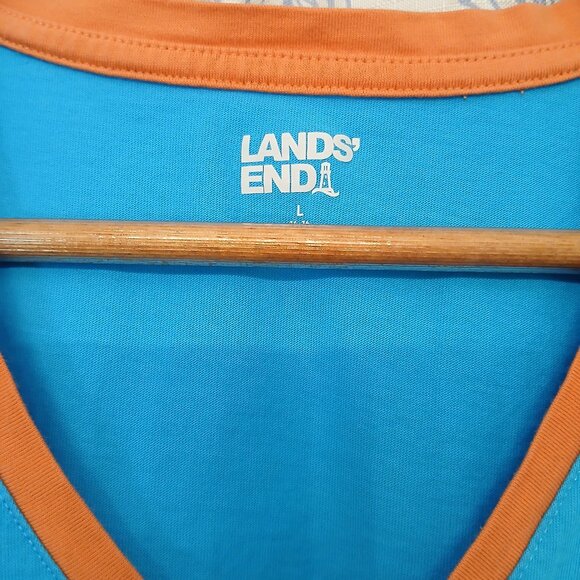 Lands’ End Women’s Supima Cotton Relaxed Short-Sleeve V-Neck Shirt LARGE - Picture 2 of 3
